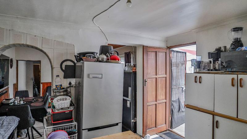 6 Bedroom Property for Sale in Salt River Western Cape